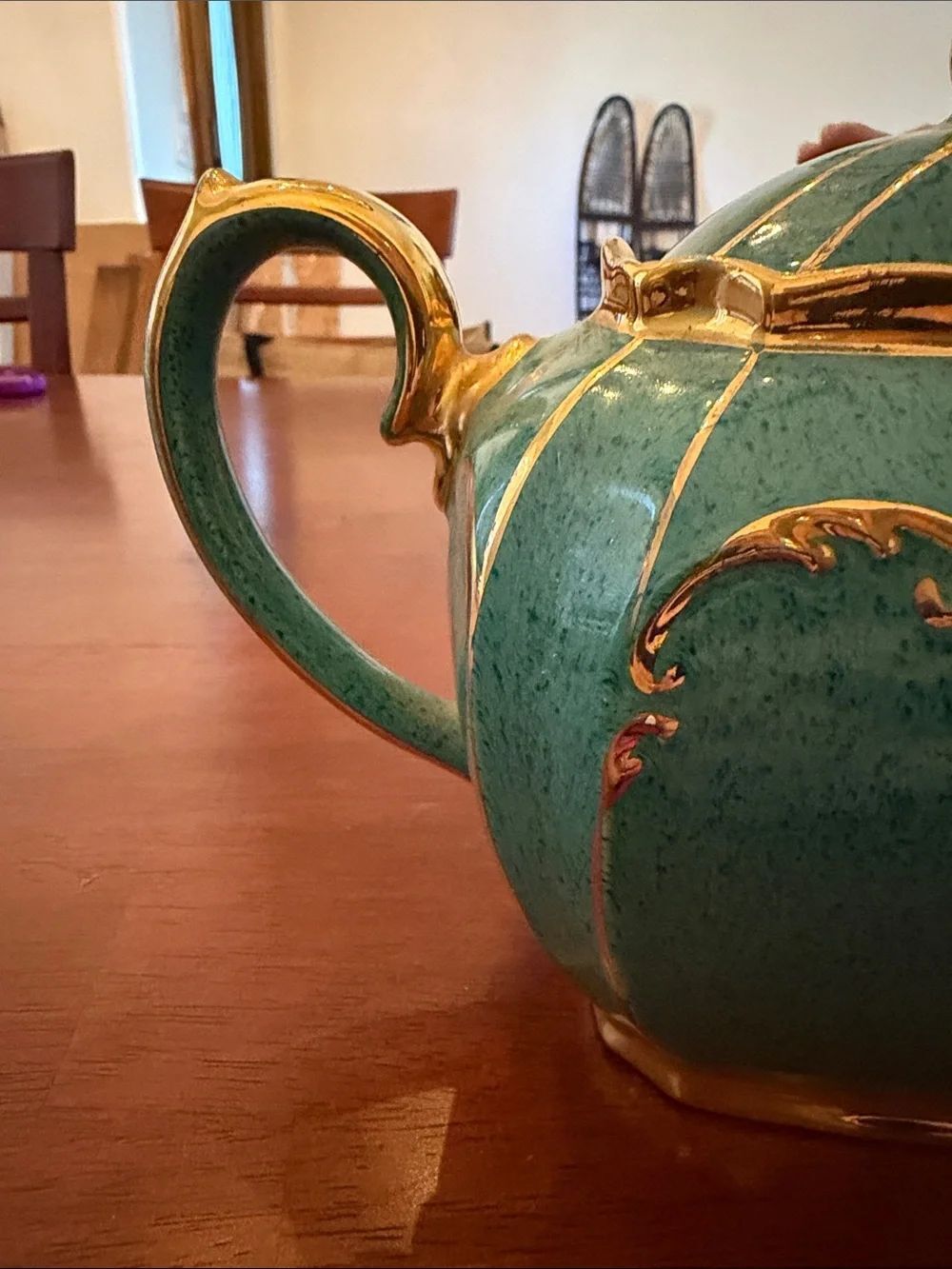 Sadler 1922 Cube Emerald and Gold Teapot - Picture 5 of 10